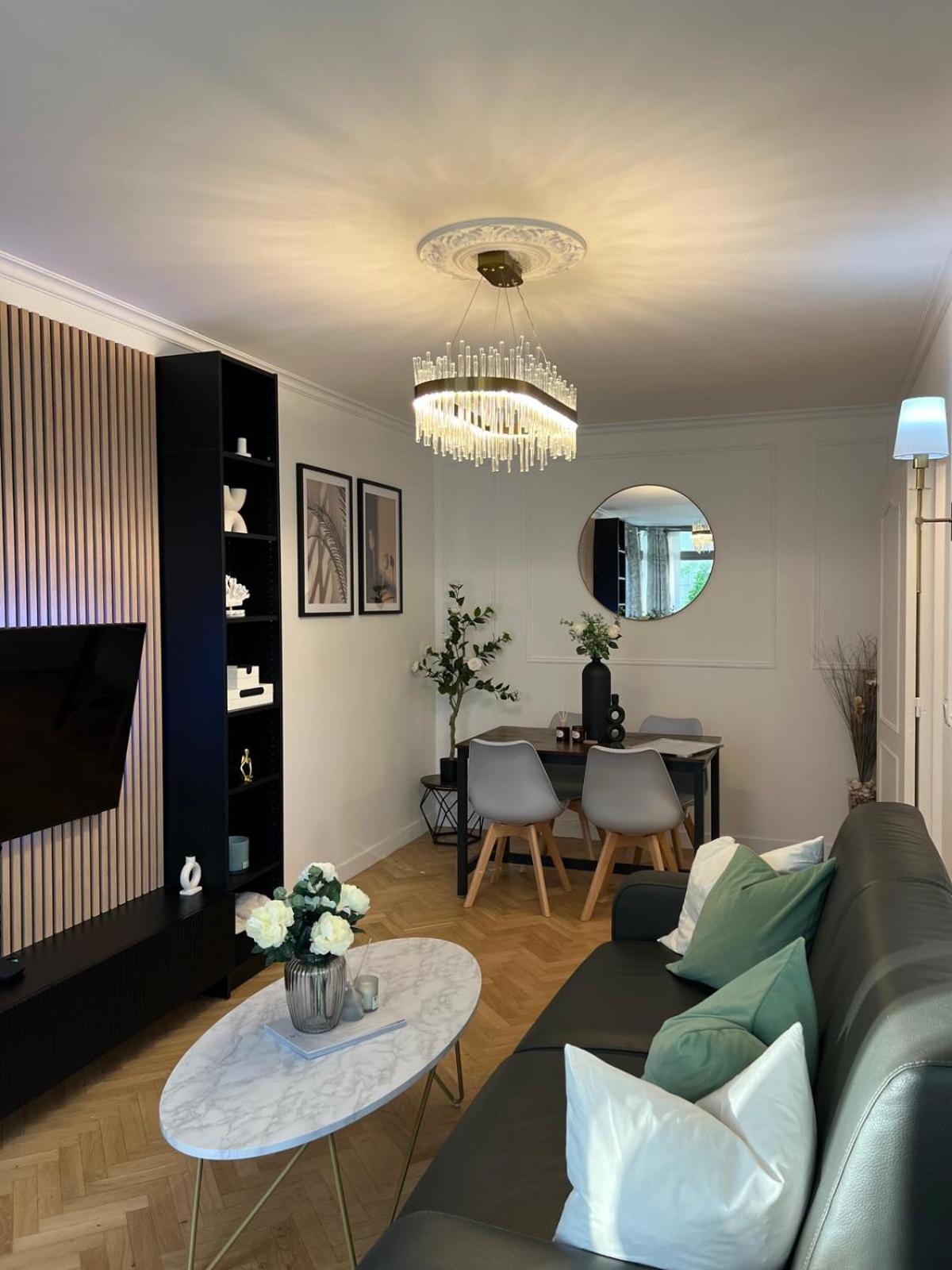 Excellent Apartment For Familly Clichy Exterior foto